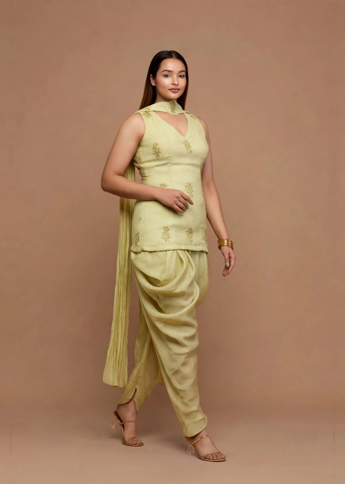 Pistachio Farshi Set