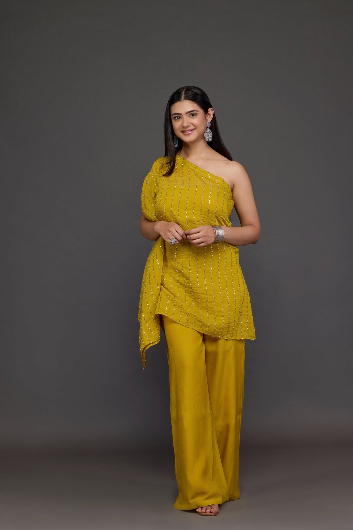 Kanak Kaftan Mustard Sequin One-Shoulder Set - front