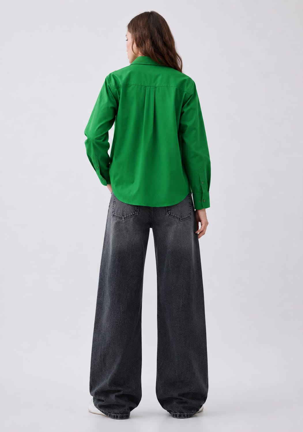 ELECTRIC GREEN