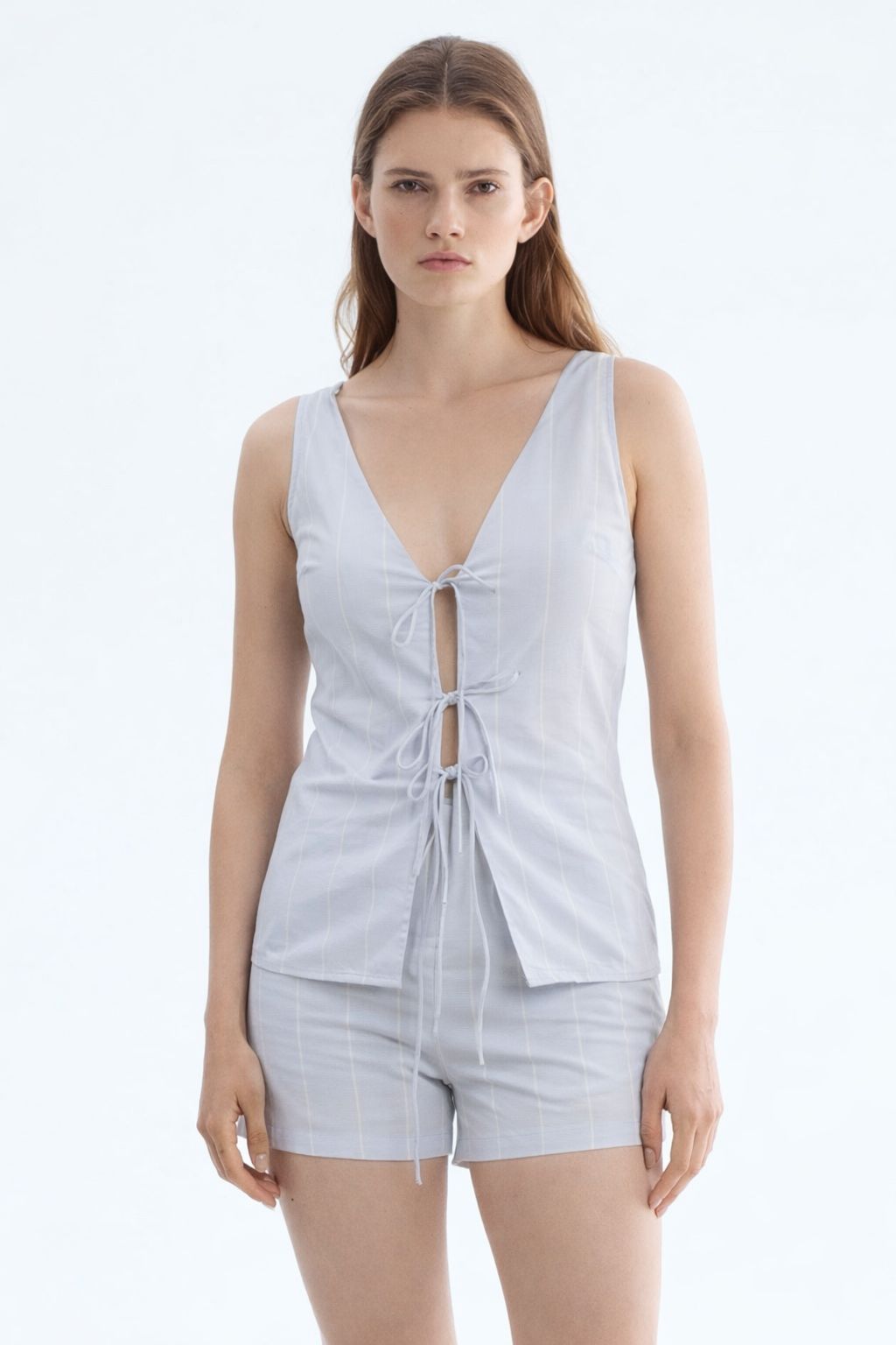 White tie -up co-ord set